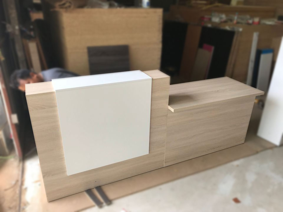 Quầy tính tiền gỗ công nghiệp LHS-7094