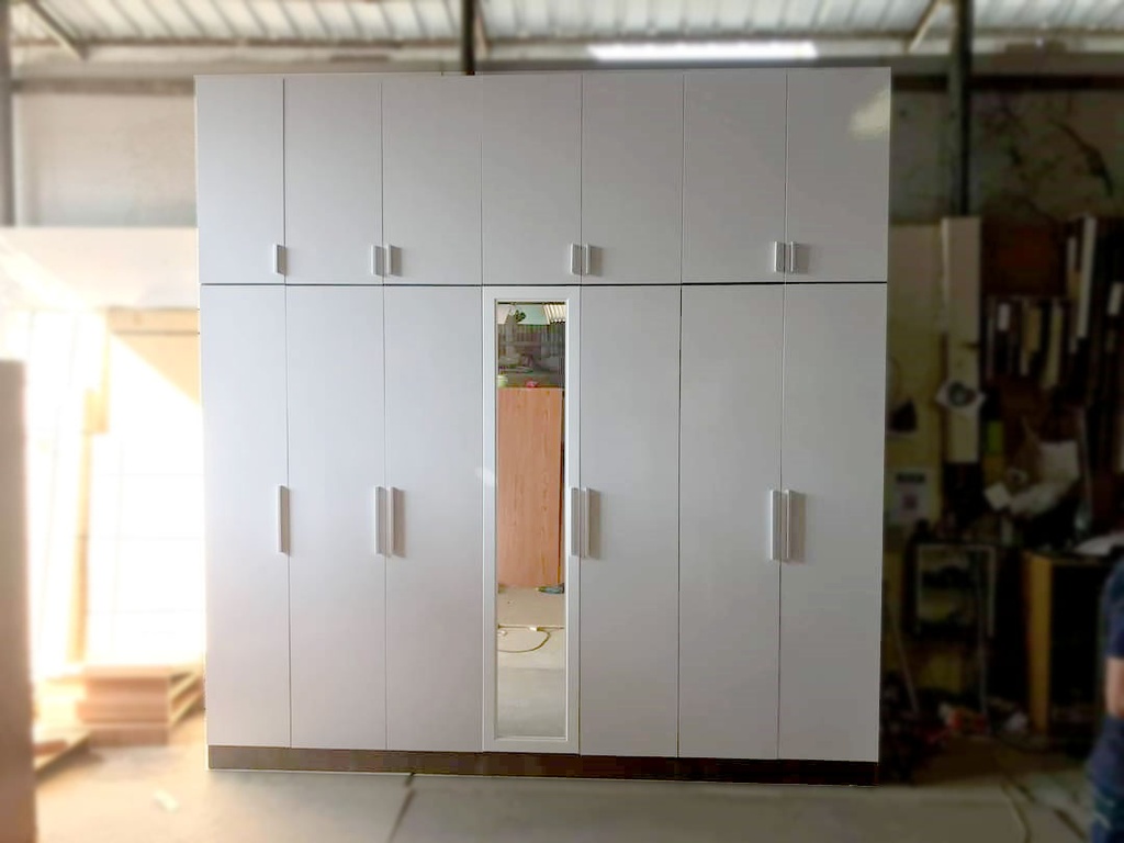 Tủ áo gỗ công nghiệp MDF chống ẩm 7 cánh có gương LHS-7078