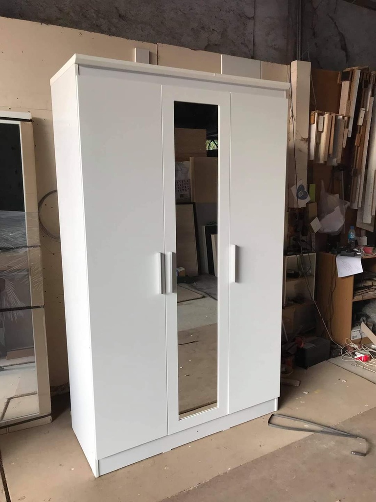 Tủ áo gỗ công nghiệp MDF chống ẩm 3 cánh có gương LHS-7039