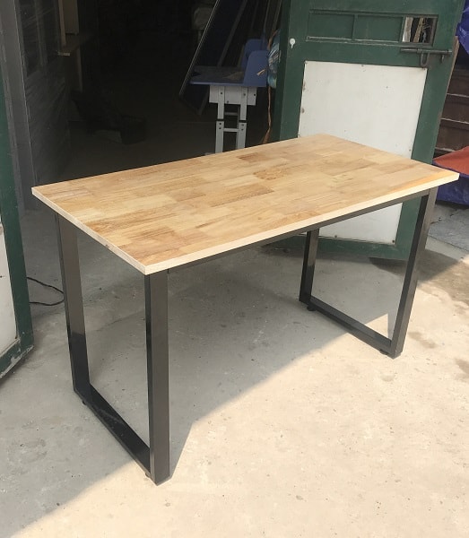 Bàn văn phòng khung sắt mặt gỗ LHS-363